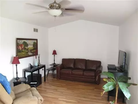 95 E Pine St, Wheatfield, IN 46392 photo 2