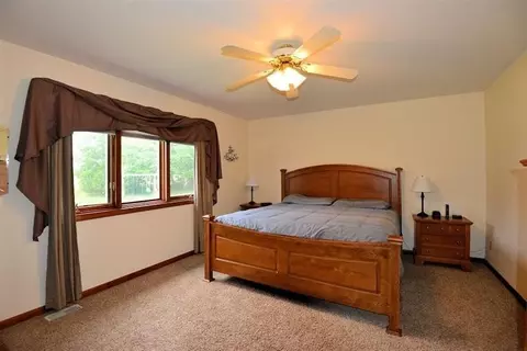 352 Nathan Ter, Valparaiso, IN 46383 photo 7