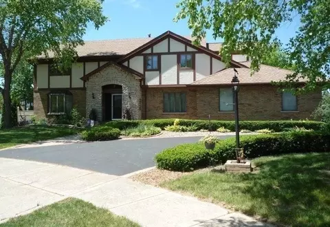 9800 Rose Ln, Munster, IN 46321 photo 1