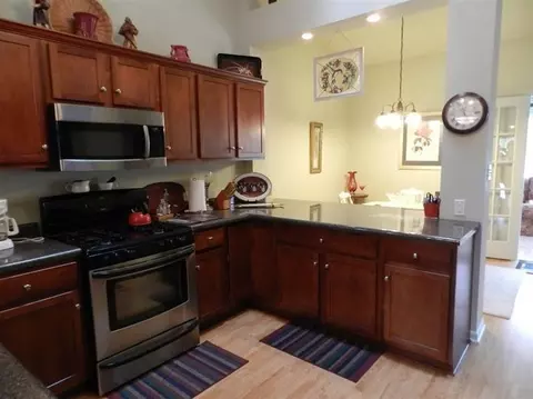545 Aster Ln, Griffith, IN 46319 photo 9
