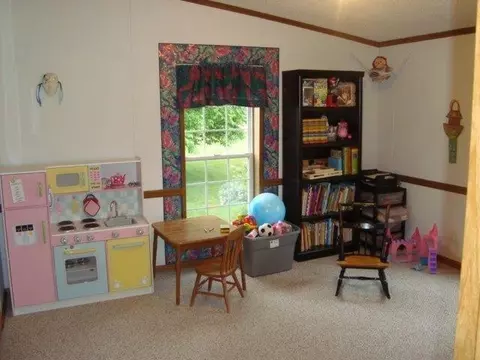 963 E 300, La Porte, IN 46350 photo 8