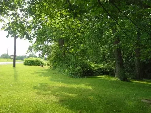 461 E Us Highway 6, Valparaiso, IN 46383 photo 3