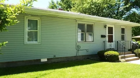 329 Indiana St, Porter, IN 46304 photo 2