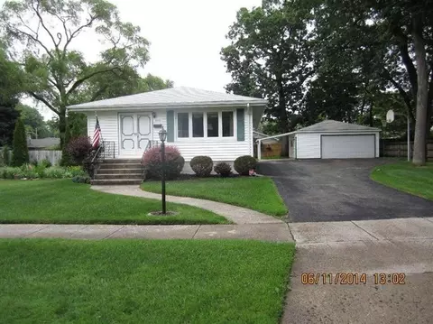 435 N Elmer St, Griffith, IN 46319 photo 2