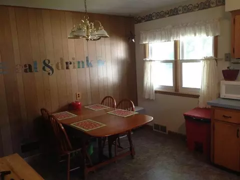417 N Harvey St, Griffith, IN 46319 photo 7
