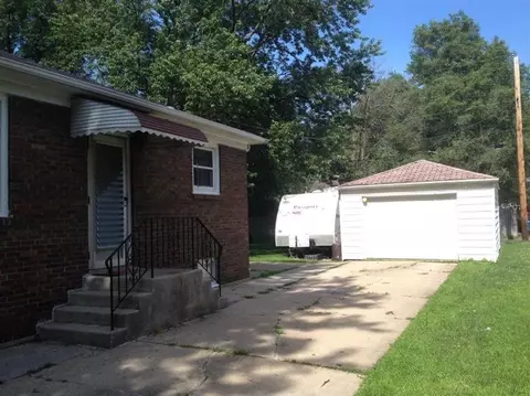 417 N Harvey St, Griffith, IN 46319 photo 9