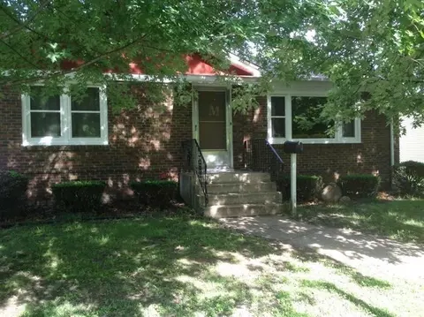 417 N Harvey St, Griffith, IN 46319 photo 1