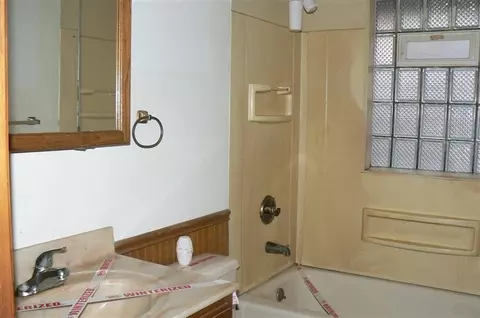 4030 Hendricks St, Gary, IN 46408 photo 7