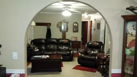 216 N Elmer Ave, Griffith, IN 46319 photo 5