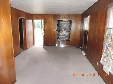 1387 Ellsworth St, Gary, IN 46404 photo 7