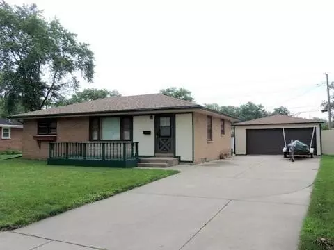 935 N Dwiggins Ave, Griffith, IN 46319 photo 1