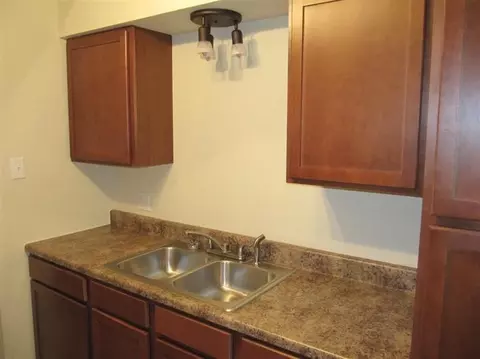 121 N West St #12, Crown Point, IN 46307 photo 4