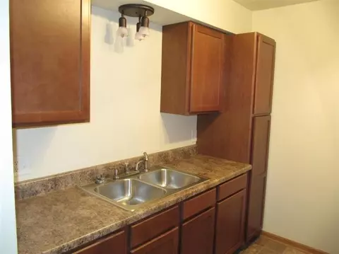 121 N West St #12, Crown Point, IN 46307 photo 2