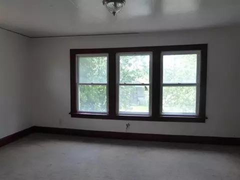 741 Rhode Is, Gary, IN 46402 photo 6