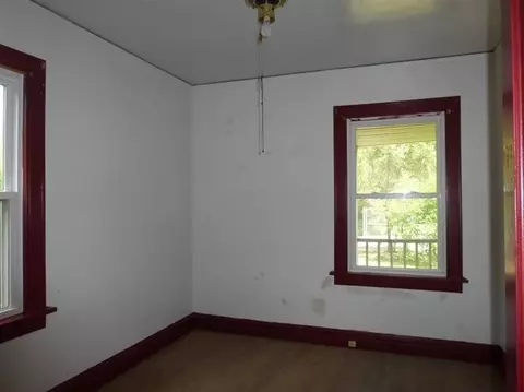 741 Rhode Is, Gary, IN 46402 photo 2