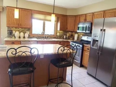 1506 Azalea Dr, Munster, IN 46321 photo 5
