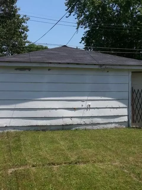 765 Durbin St, Gary, IN 46404 photo 6