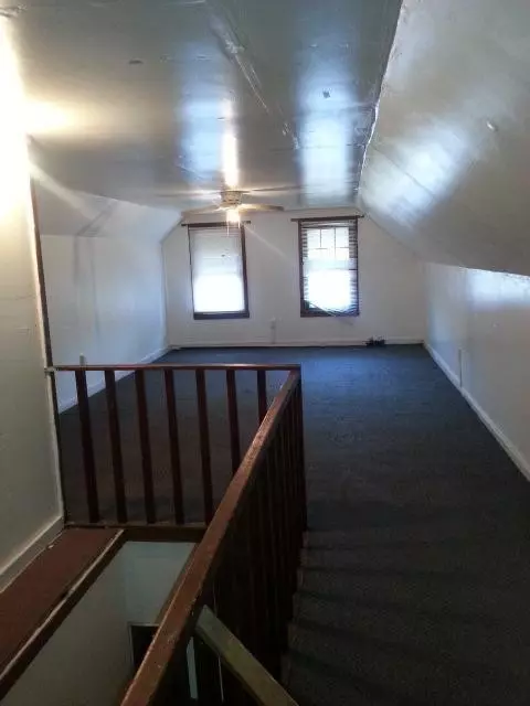 765 Durbin St, Gary, IN 46404 photo 5