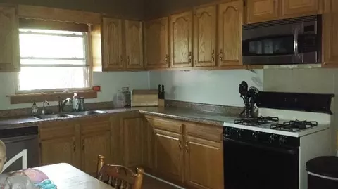 2321 Ranburn Dr, Gary, IN 46408 photo 9
