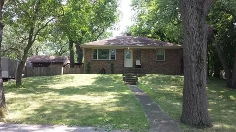 2321 Ranburn Dr, Gary, IN 46408 photo 2