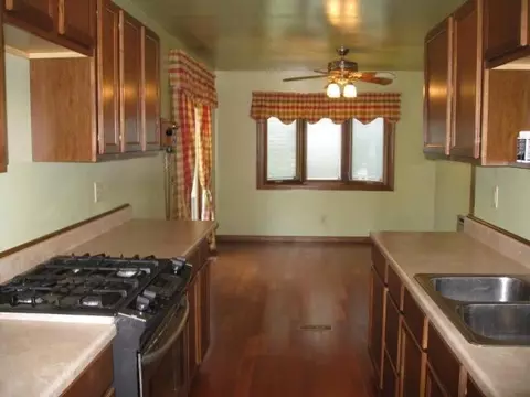 1245 N Jay St, Griffith, IN 46319 photo 5