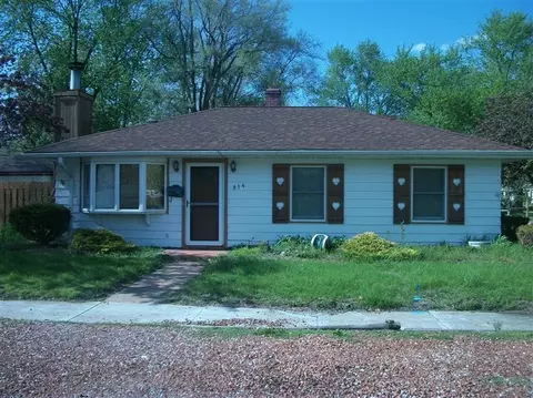 814 E Lake St, Griffith, IN 46319 photo 1