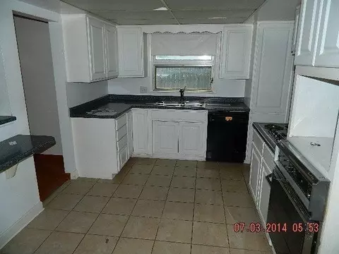 8611 Forest, Munster, IN 46321 photo 3