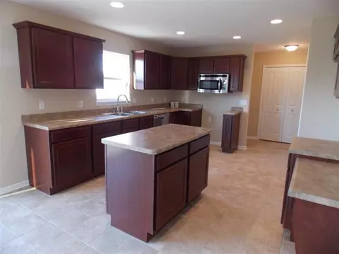 13802 Empress Ln, Dyer, IN 46311 photo 2