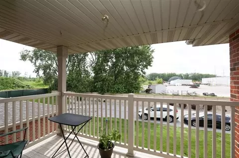 530 Cambridge Ct #2B, Munster, IN 46321 photo 6