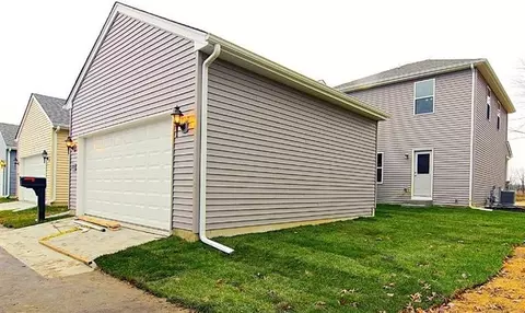 12723 Ellsworth Ln, Crown Point, IN 46307 photo 3