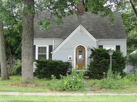 320 N Griffith Blvd, Griffith, IN 46319 photo 2