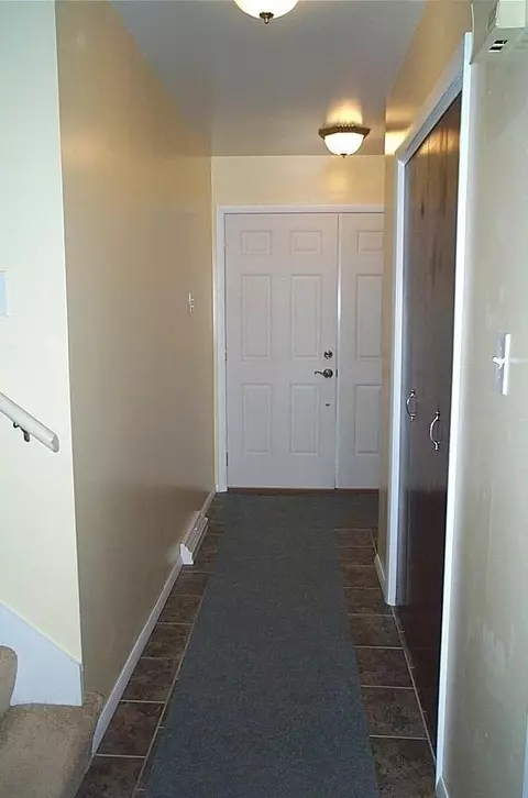 9254 Chestnut Ln, Munster, IN 46321 photo 8