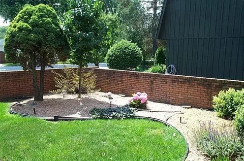 9254 Chestnut Ln, Munster, IN 46321 photo 5