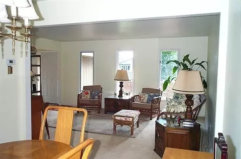 9254 Chestnut Ln, Munster, IN 46321 photo 9