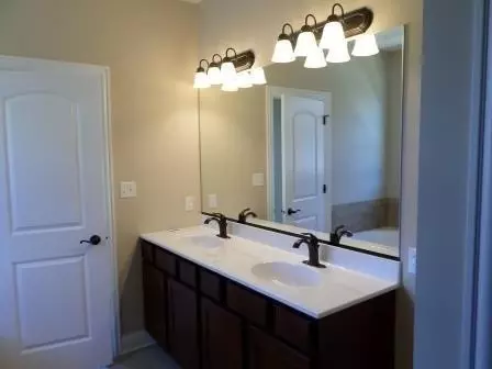 2059 Walker Dr, Valparaiso, IN 46385 photo 8