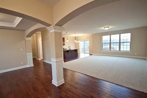 2059 Walker Dr, Valparaiso, IN 46385 photo 6