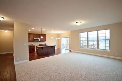 2059 Walker Dr, Valparaiso, IN 46385 photo 3