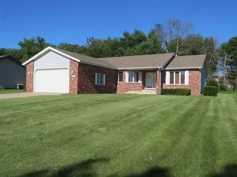 9391 E Oakridge Dr, Saint John, IN 46373 photo 1