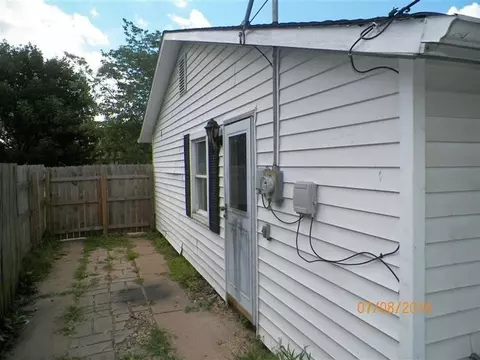 7501 Kentucky Ave, Hammond, IN 46323 photo 2