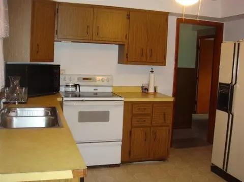 612 W Ash St, Griffith, IN 46319 photo 9