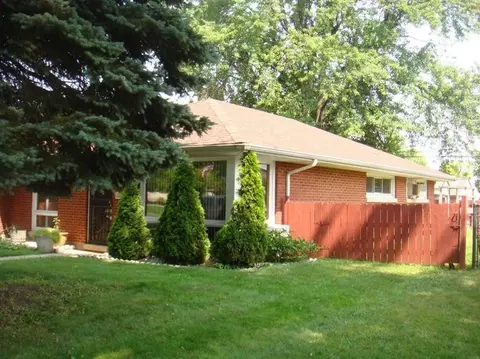612 W Ash St, Griffith, IN 46319 photo 3
