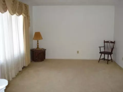 5355 E Liberty Ave, De Motte, IN 46310 photo 2