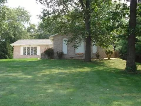 5355 E Liberty Ave, De Motte, IN 46310 photo 1