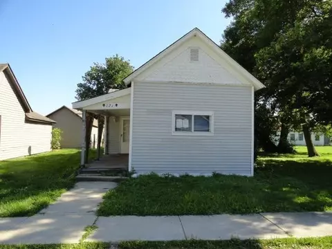 121 E Harrison St, Brook, IN 47922 photo 1