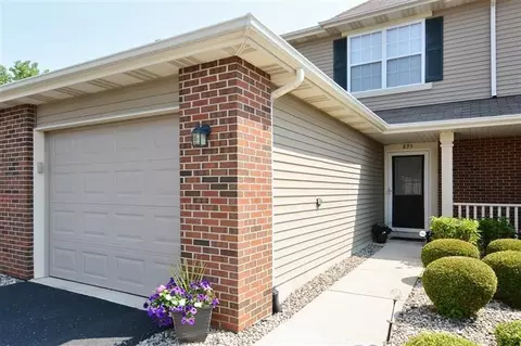 895 Flagstone Dr #895, Dyer, IN 46311 photo 1