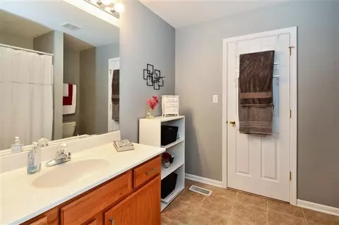 895 Flagstone Dr #895, Dyer, IN 46311 photo 7