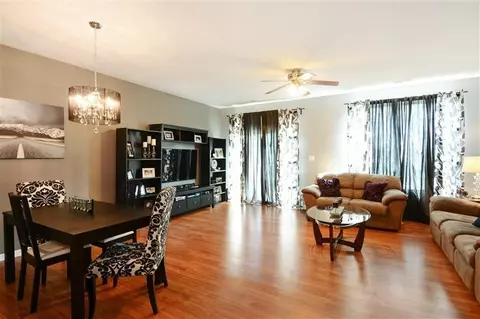 895 Flagstone Dr #895, Dyer, IN 46311 photo 3