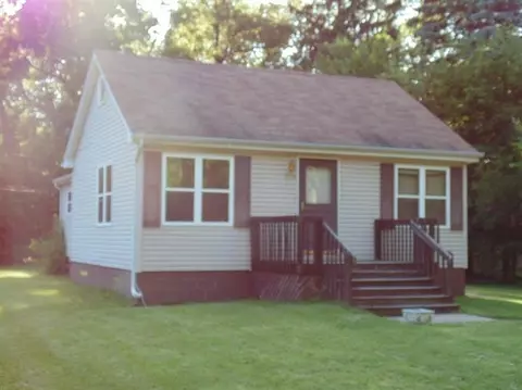 3714 Marshall St, Gary, IN 46408 photo 2