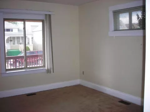 1012 Myrtle Ave, Whiting, IN 46394 photo 4