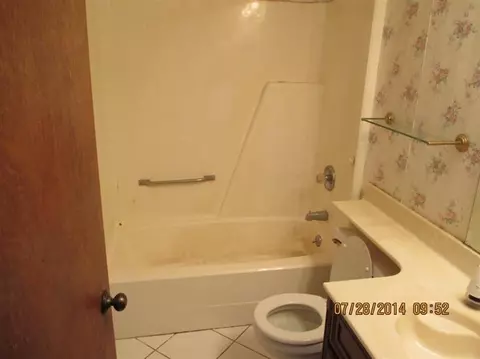 807 N Wiggs, Griffith, IN 46319 photo 6